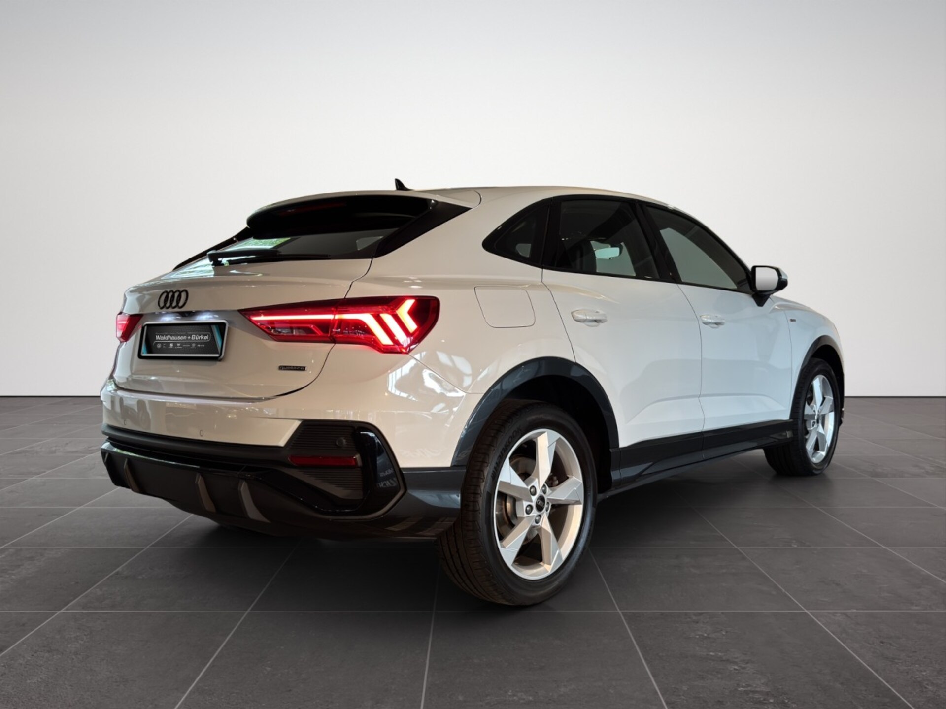 Audi Q3 Sportback S line
