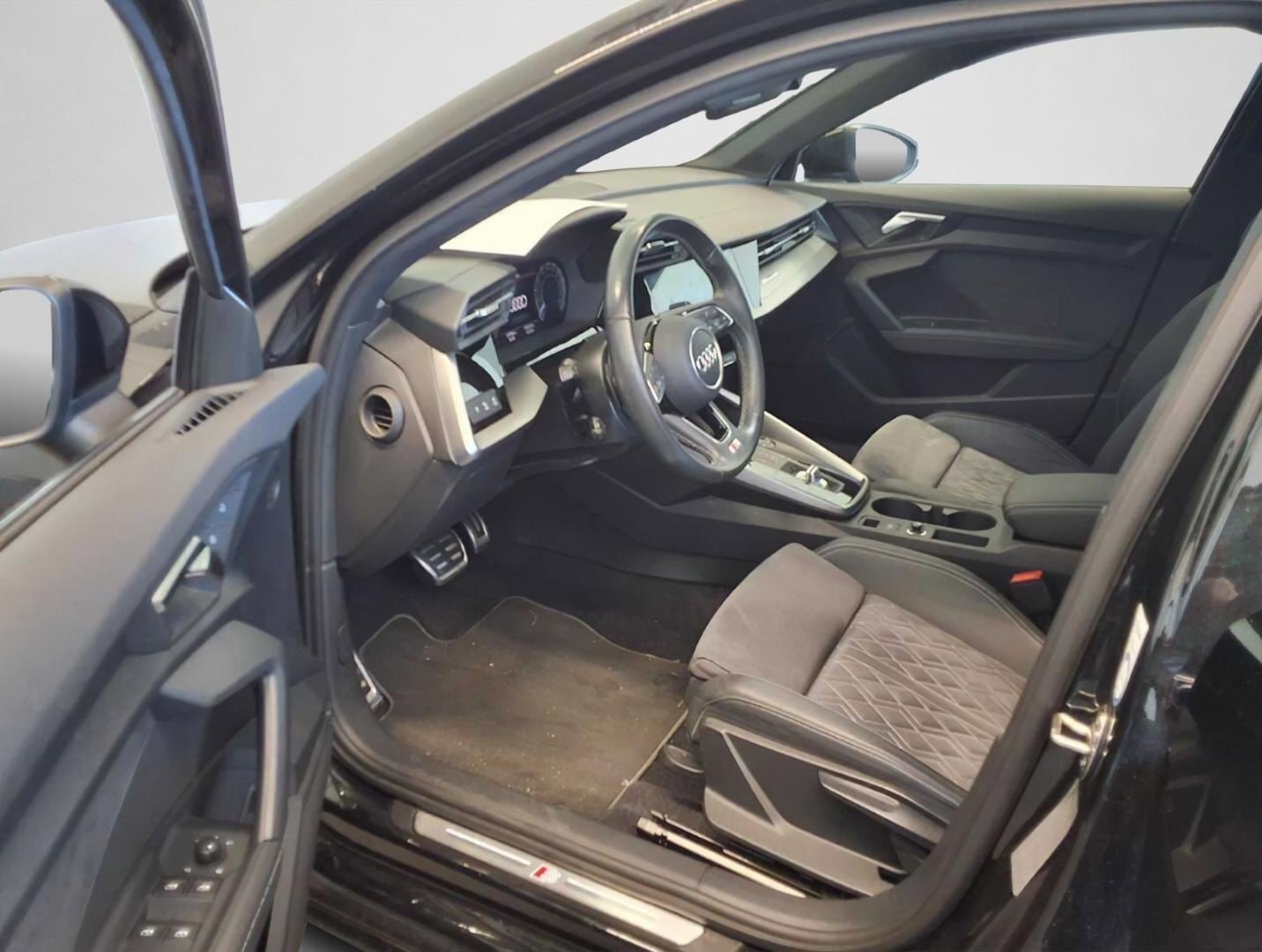 Bild über Audi A3 Sportback TFSI e S line 40 TFSI e S tronic - für weitere Informationen kontaktieren Sie den Audi Partner