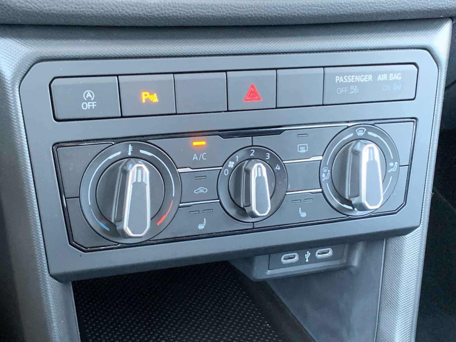 Volkswagen T-Cross Basis-Modell