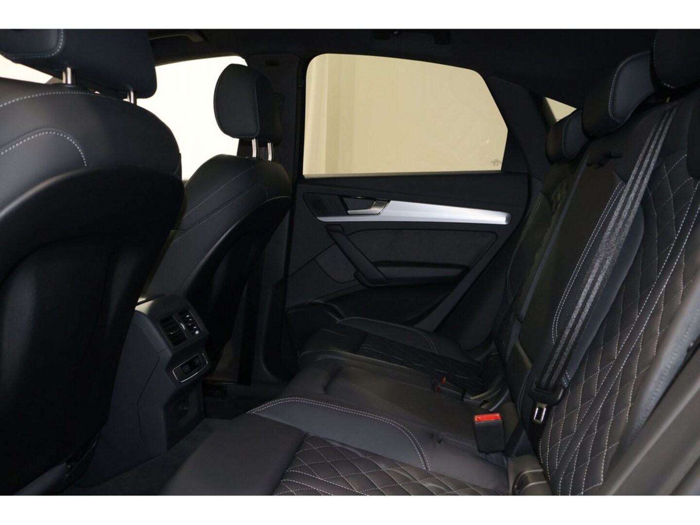Bild über Audi Q5 Sportback 40 TDI quattro S tronic - für weitere Informationen kontaktieren Sie den Audi Partner