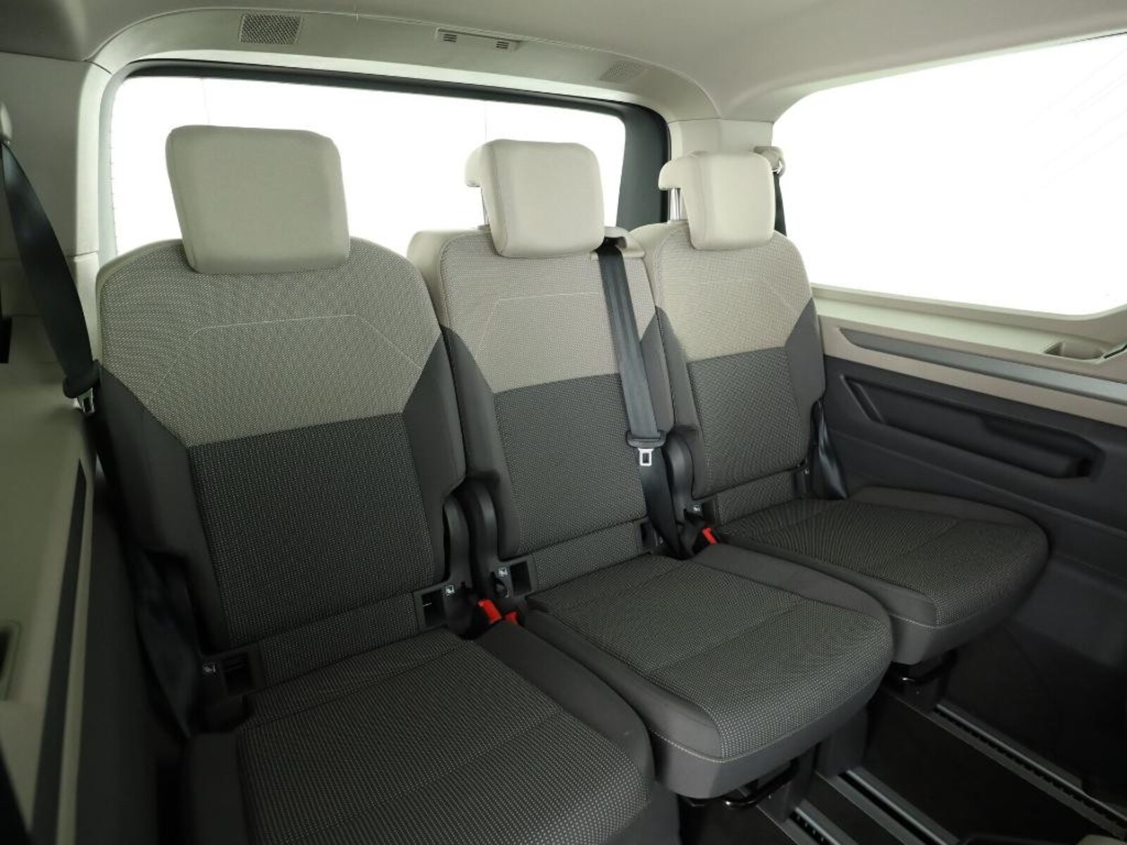Volkswagen Multivan Langversion – Bild 9