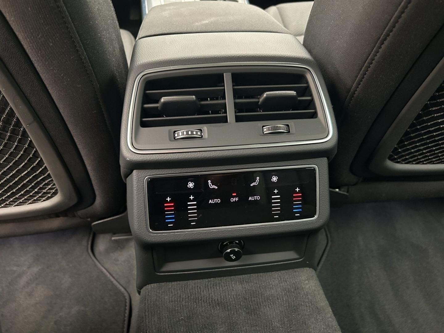 Bild über Audi A6 Avant advanced 40 TDI S tronic - für weitere Informationen kontaktieren Sie den Audi Partner