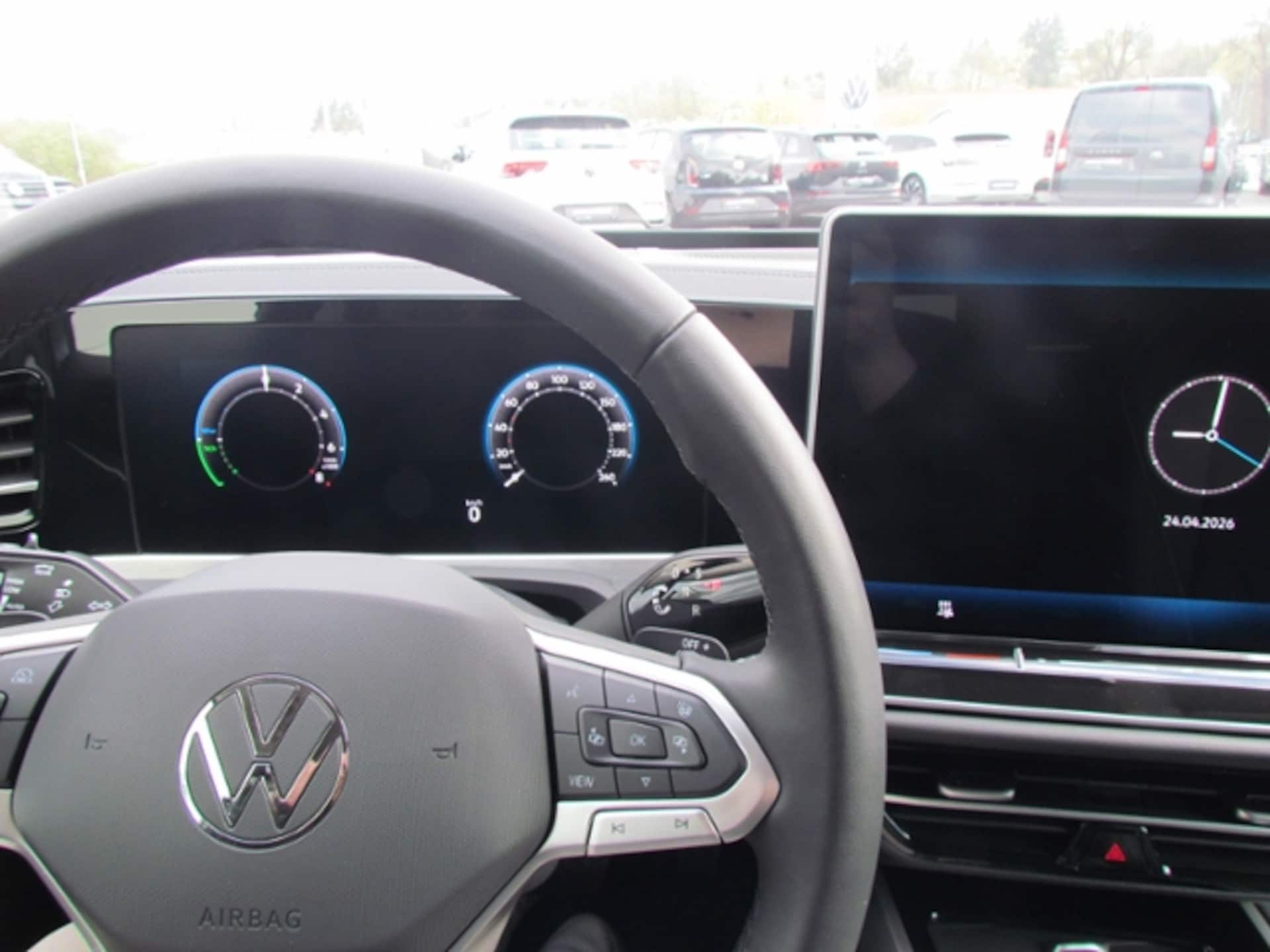 Volkswagen Passat Elegance
