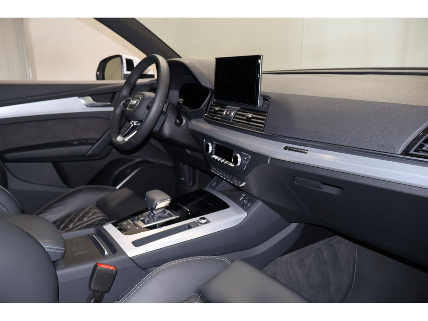 Bild über Audi Q5 Sportback 40 TDI quattro S tronic - für weitere Informationen kontaktieren Sie den Audi Partner