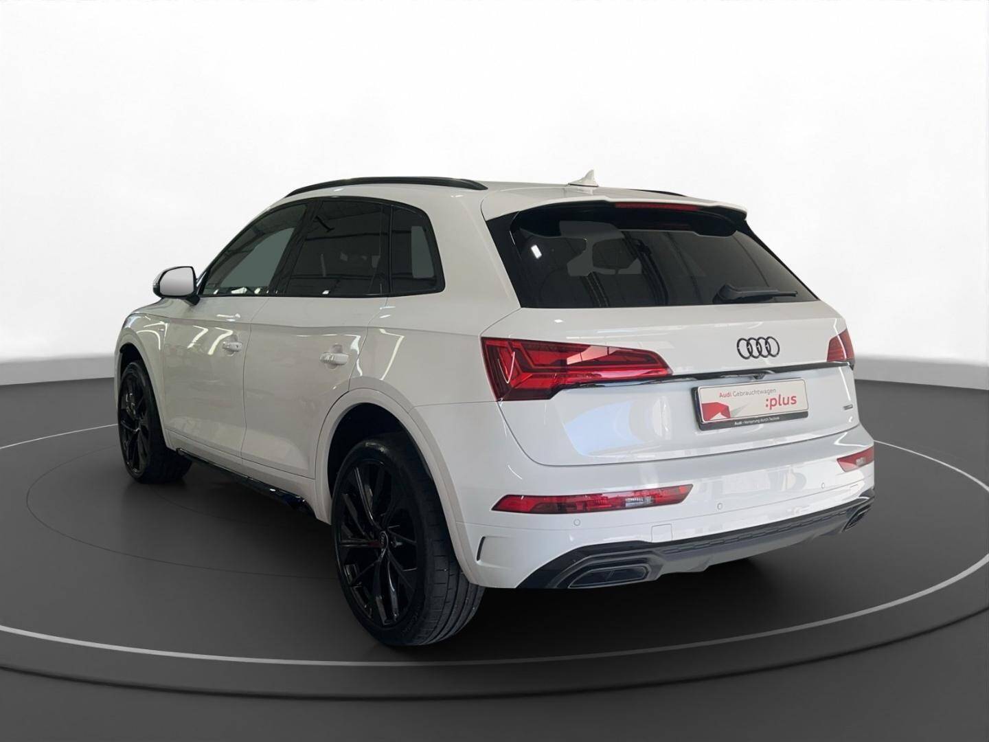 Bild über Audi Q5 40 TFSI quattro S tronic - für weitere Informationen kontaktieren Sie den Audi Partner