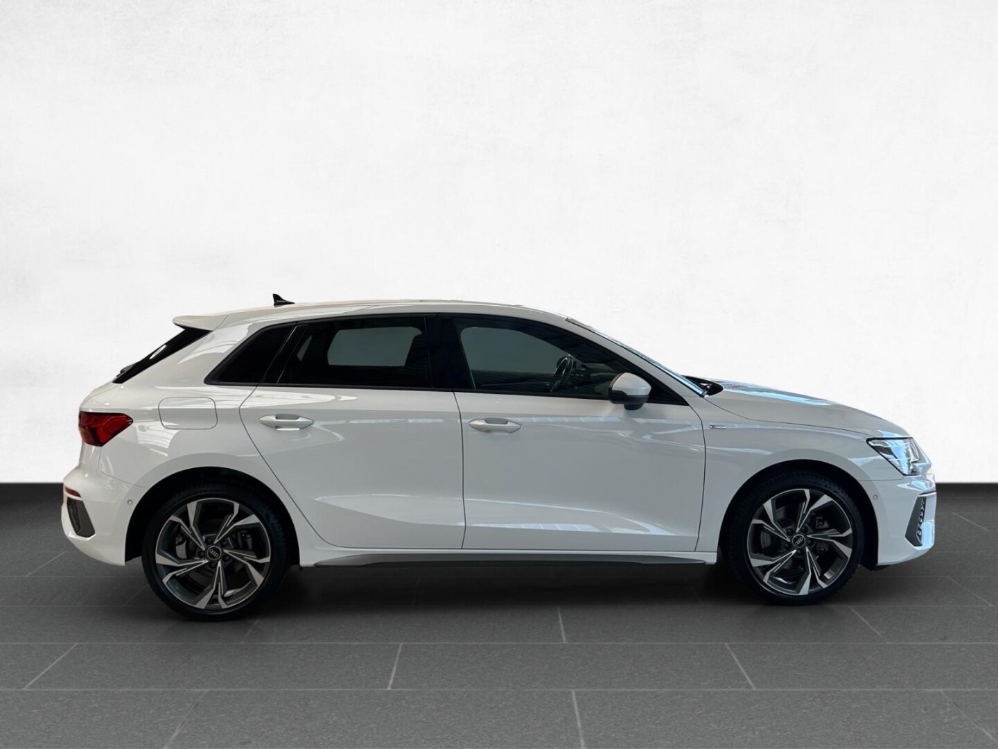 Image about Audi A3 Sportback TFSI e S line 40 TFSI e S tronic