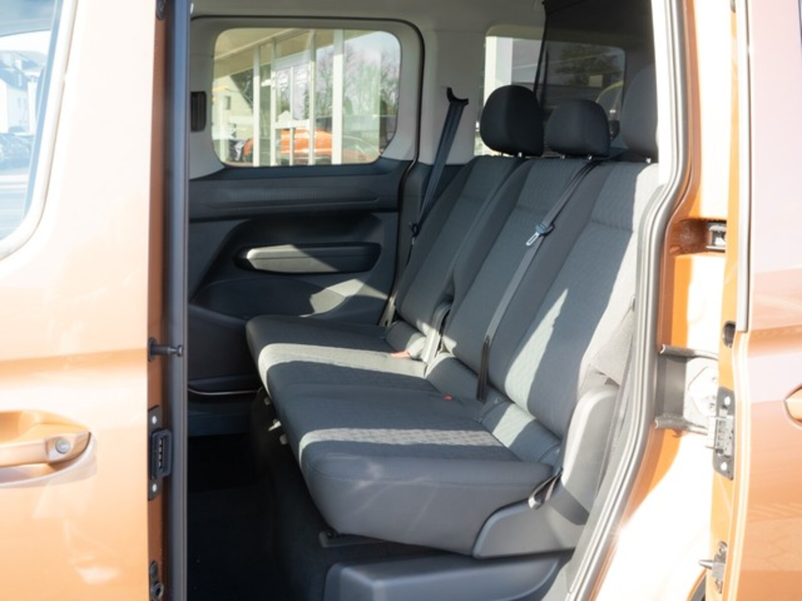 Volkswagen Caddy – Bild 9