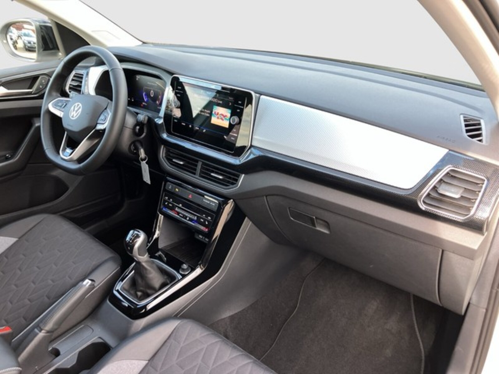 Volkswagen T-Cross – Bild 17