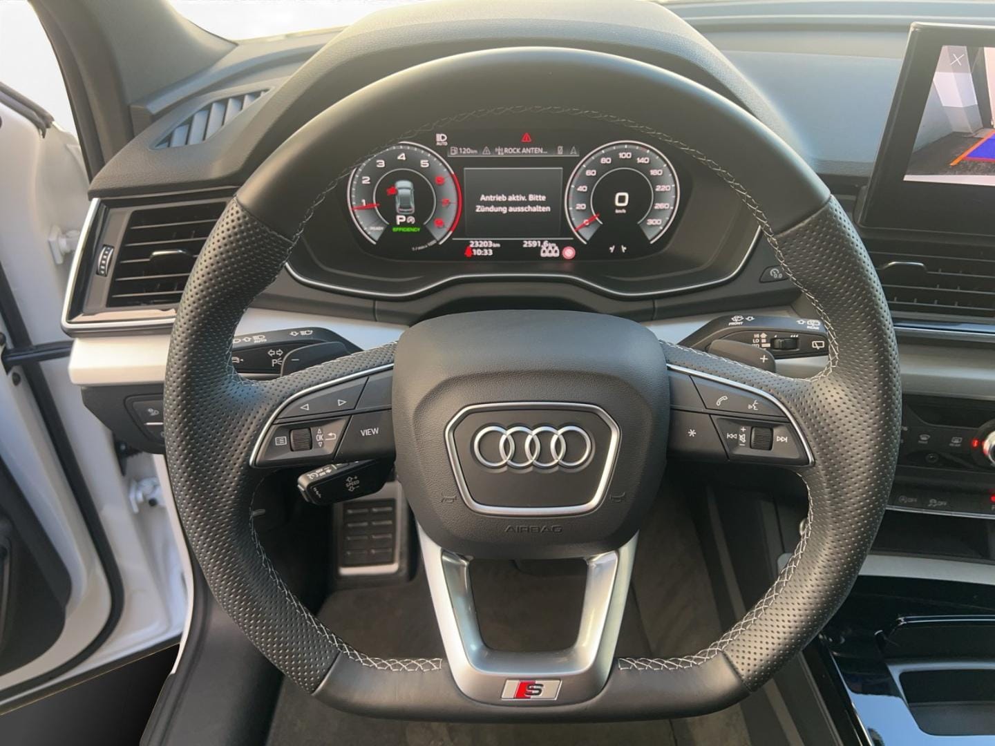 Bild über Audi Q5 40 TFSI quattro S tronic - für weitere Informationen kontaktieren Sie den Audi Partner