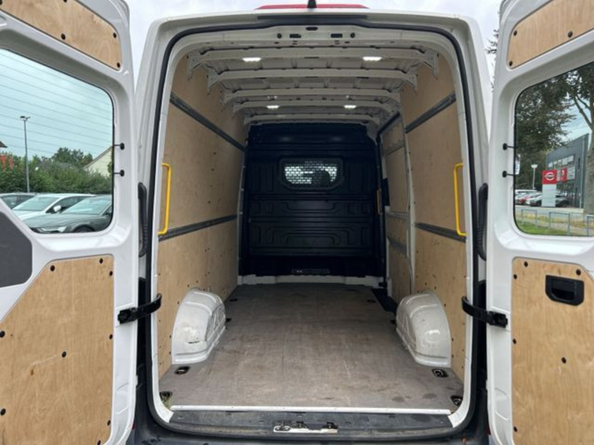 Volkswagen Crafter Kasten mittlerer Radstand
