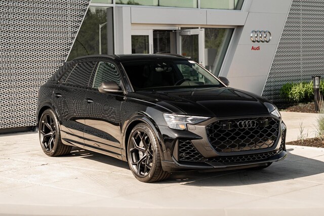 2026 Audi RS Q8 SUV performance