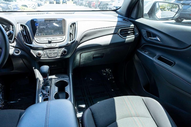 2023 Chevrolet Equinox RS - Photo 11