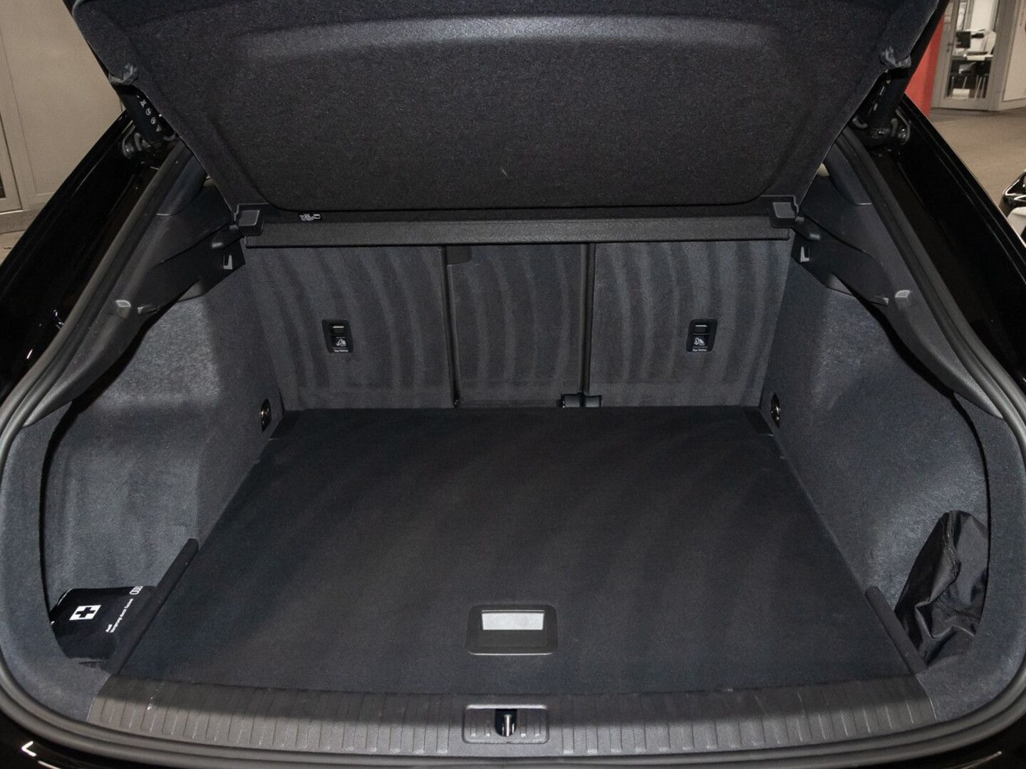 Bild über Audi Q3 Sportback 35 TDI S tronic - für weitere Informationen kontaktieren Sie den Audi Partner