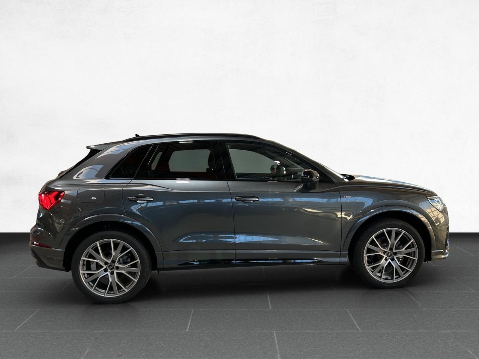 Audi Q3 SUV S line