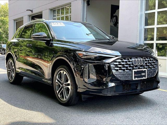 Photo of 2025 Audi Q5