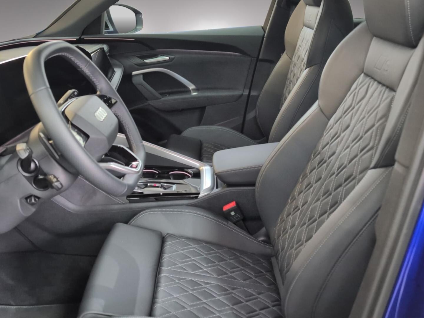 Bild über Audi SQ5 SUV TFSI 270 kW S tronic - für weitere Informationen kontaktieren Sie den Audi Partner