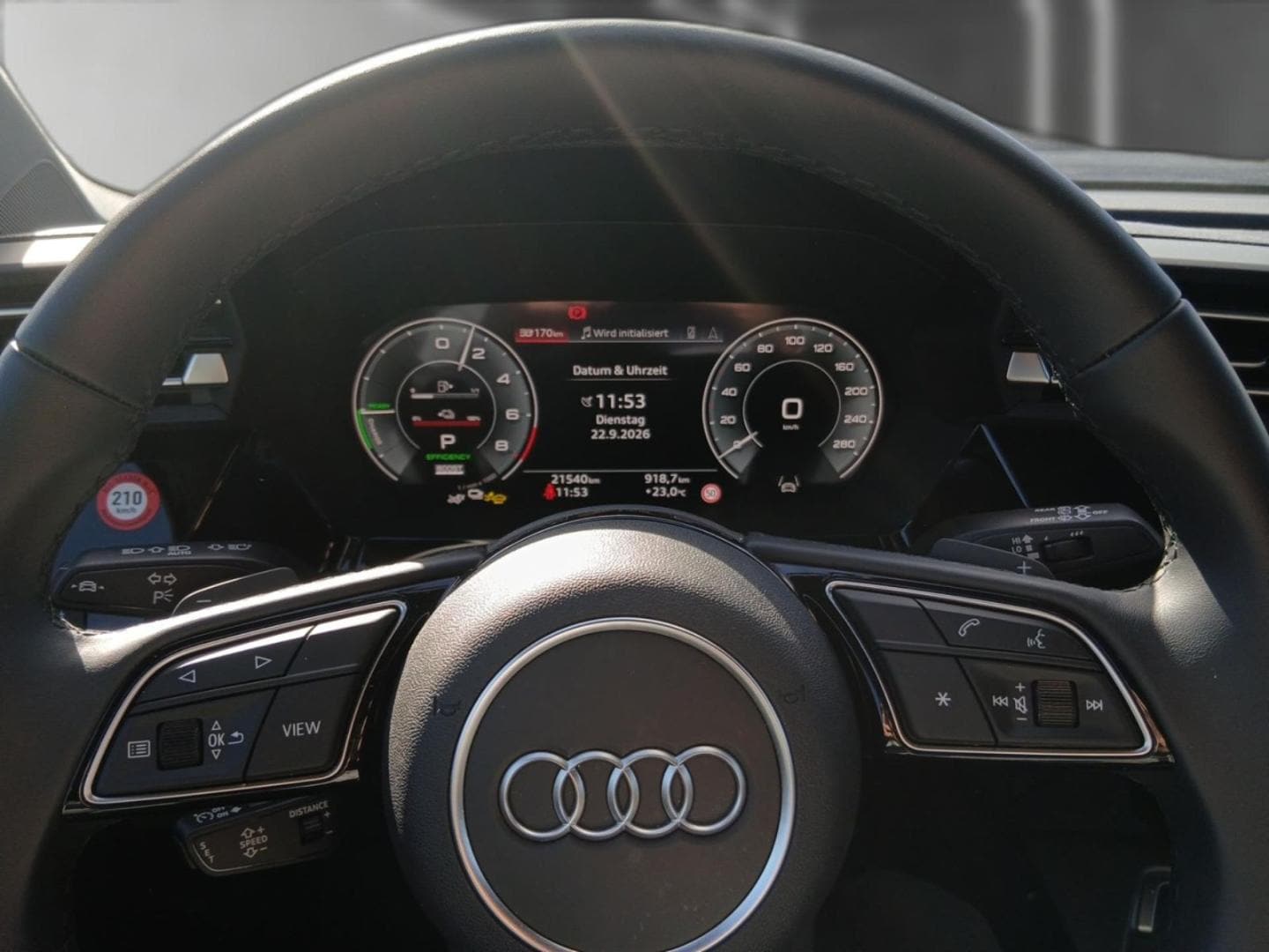 Bild über Audi A3 Sportback TFSI e advanced 40 TFSI e S tronic - für weitere Informationen kontaktieren Sie den Audi Partner
