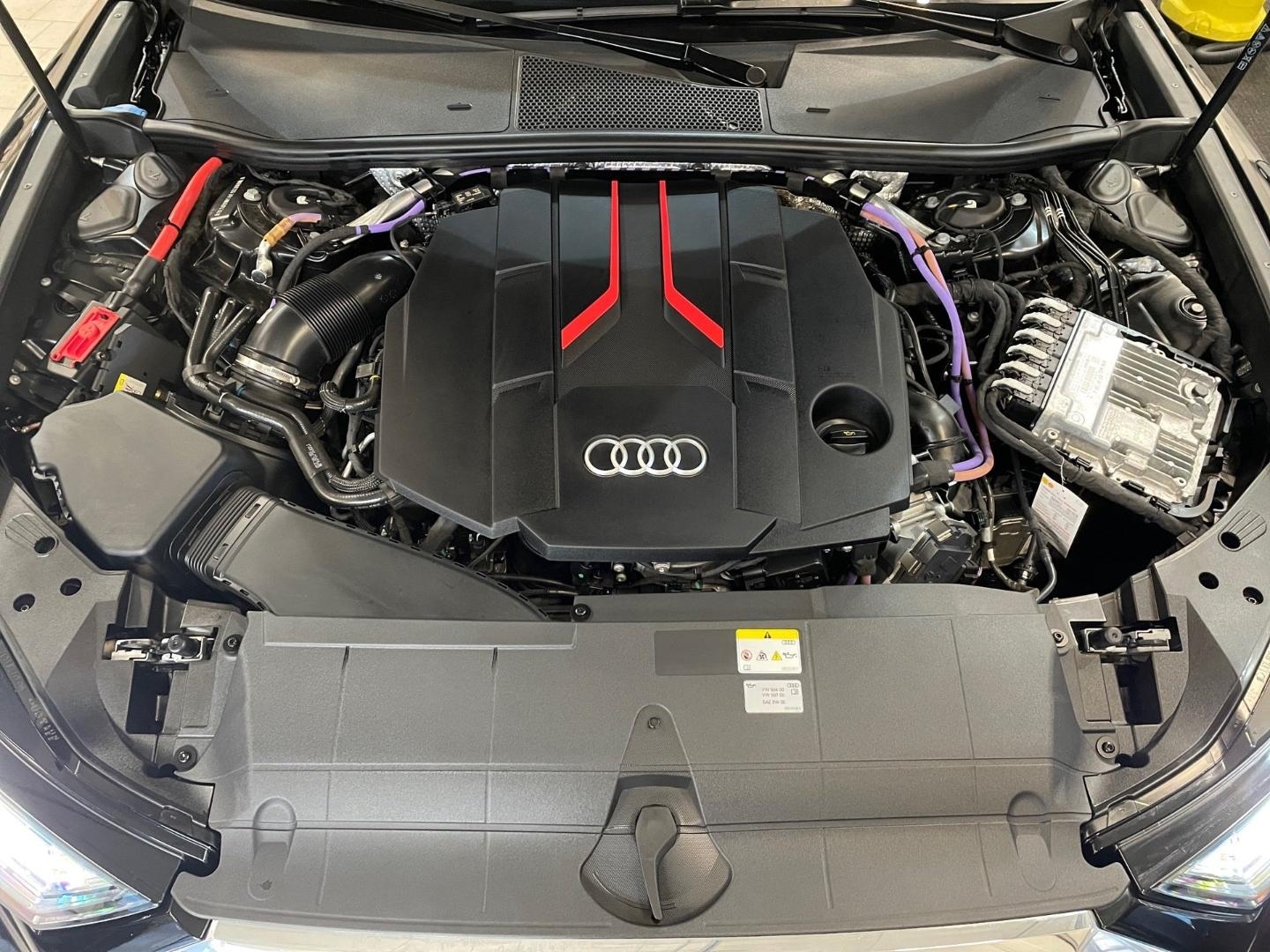 Bild über Audi S6 Limousine TDI quattro tiptronic - für weitere Informationen kontaktieren Sie den Audi Partner