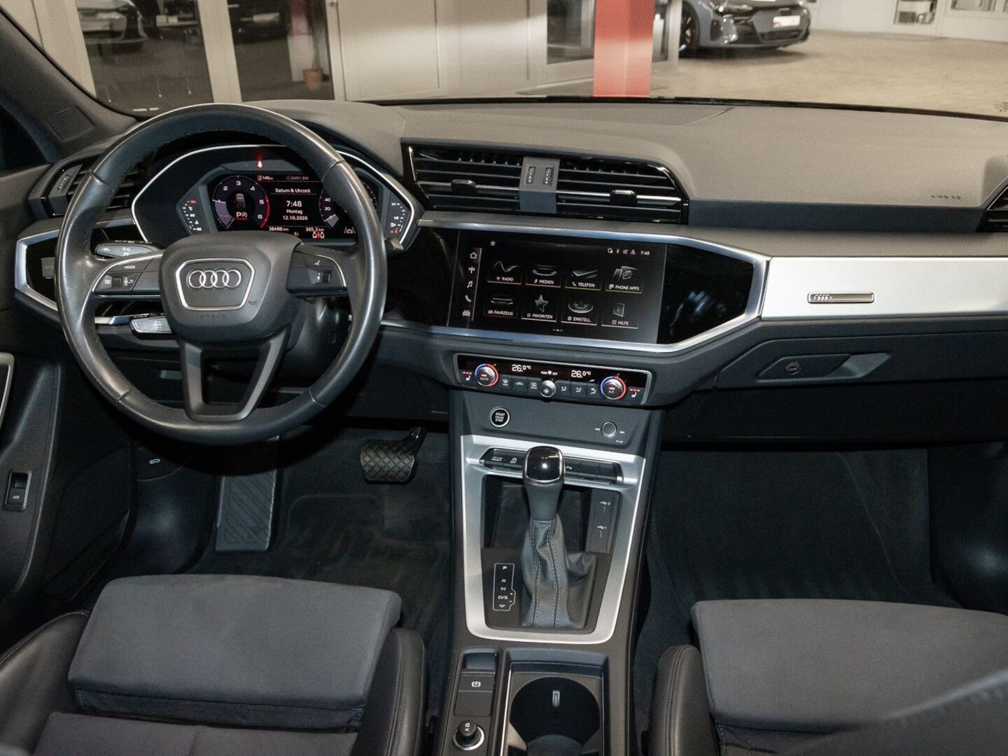 Bild über Audi Q3 Sportback 35 TDI S tronic - für weitere Informationen kontaktieren Sie den Audi Partner