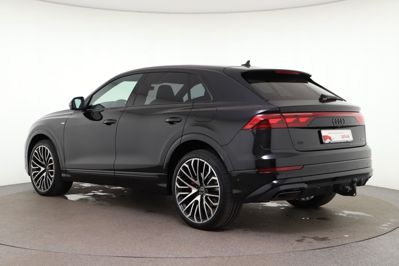 Image about Audi Q8 SUV TFSI e 60 TFSI e quattro tiptronic