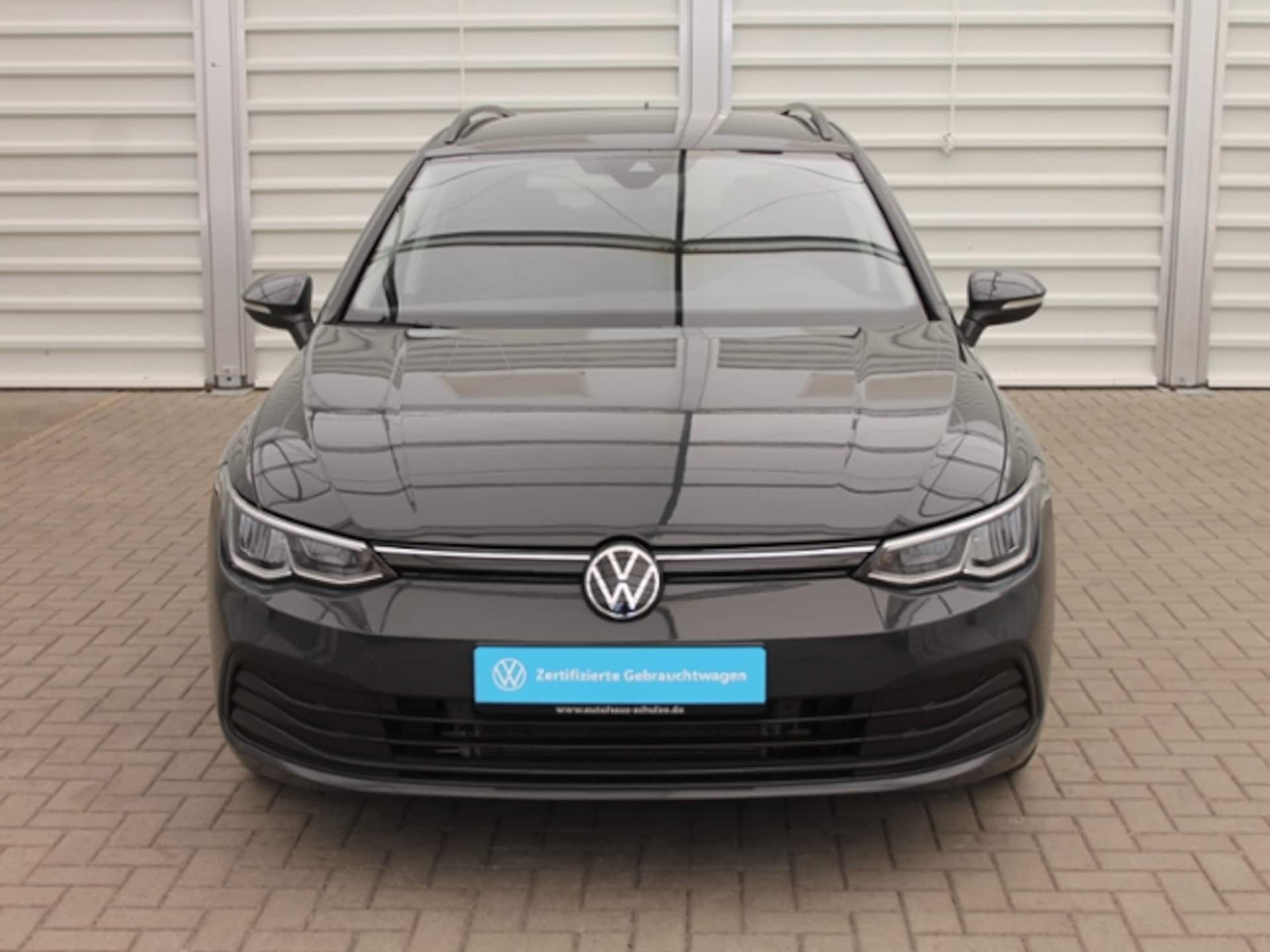Volkswagen Golf Variant Life