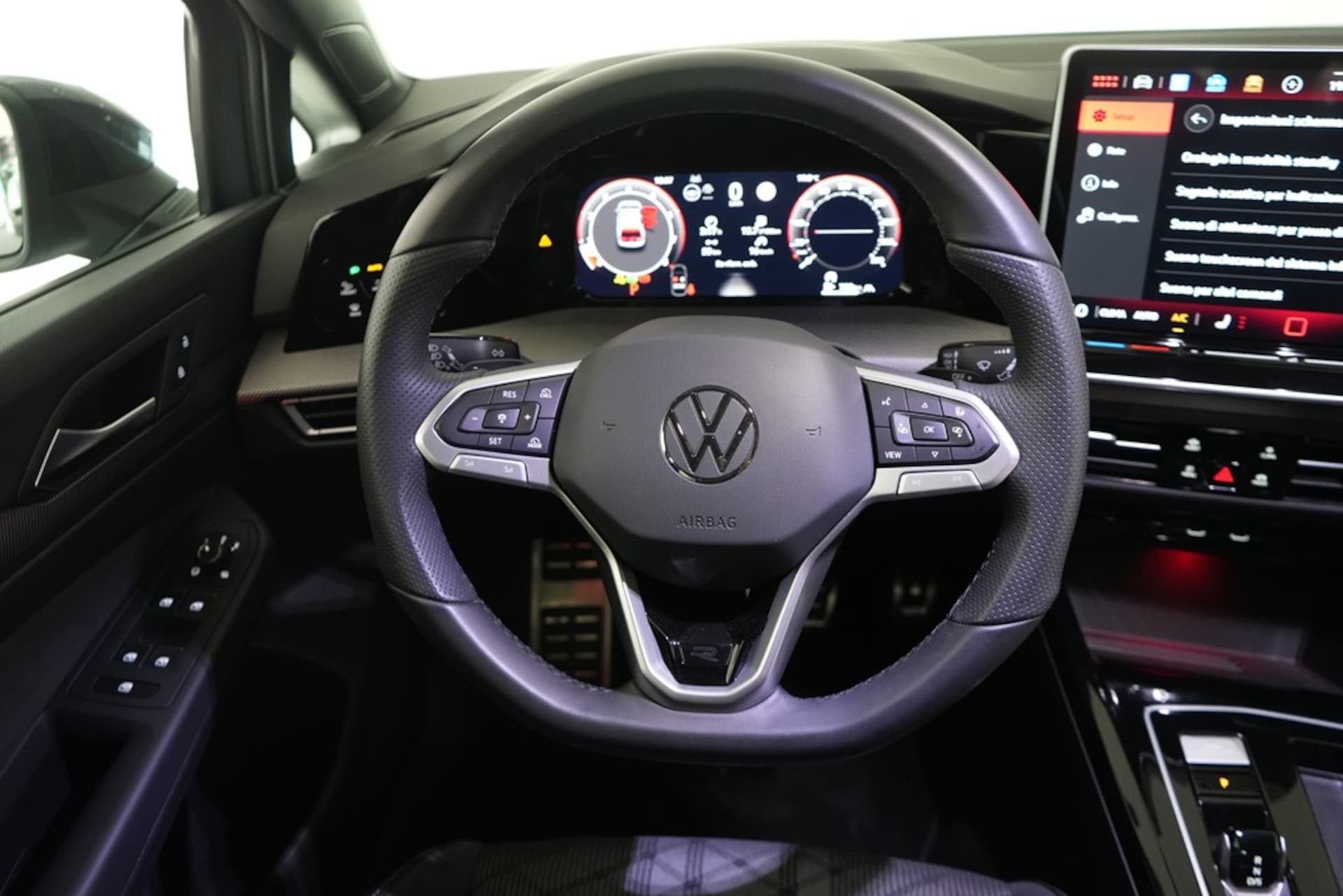 Volkswagen Golf R-Line