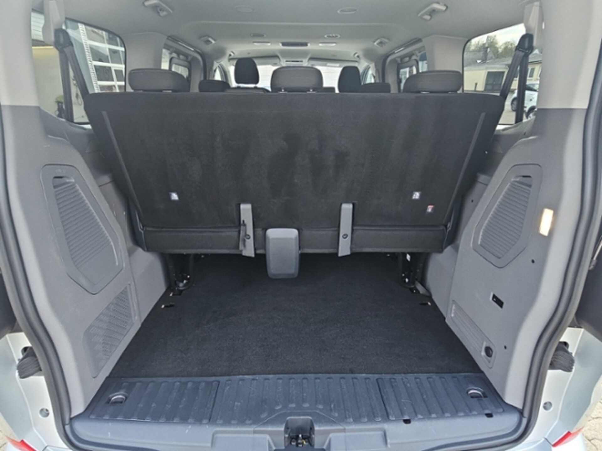 Volkswagen Caravelle Style