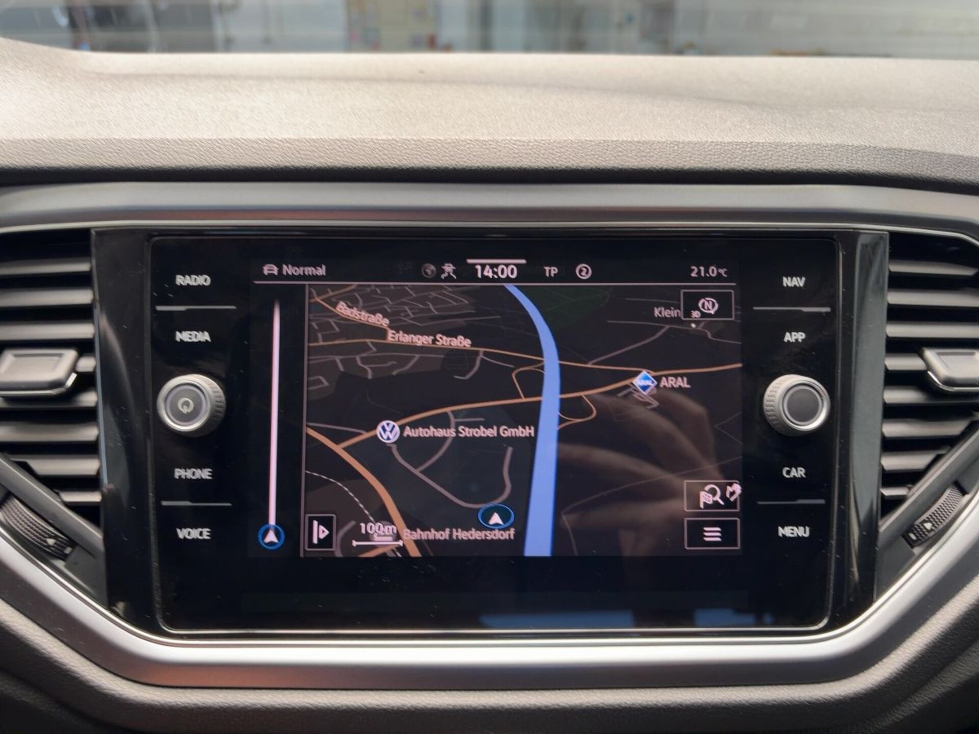 Volkswagen T-Roc Active