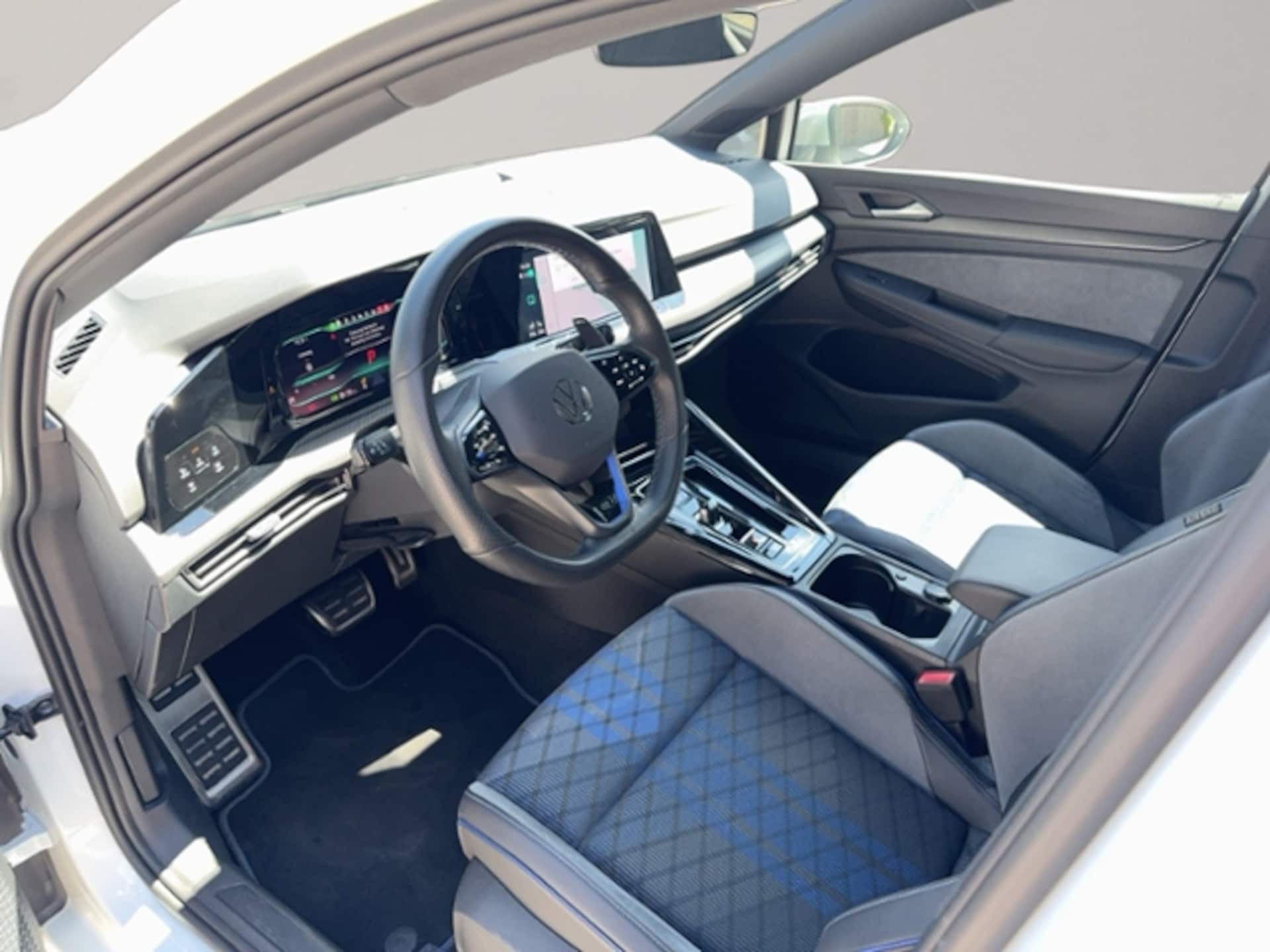 Volkswagen Golf R