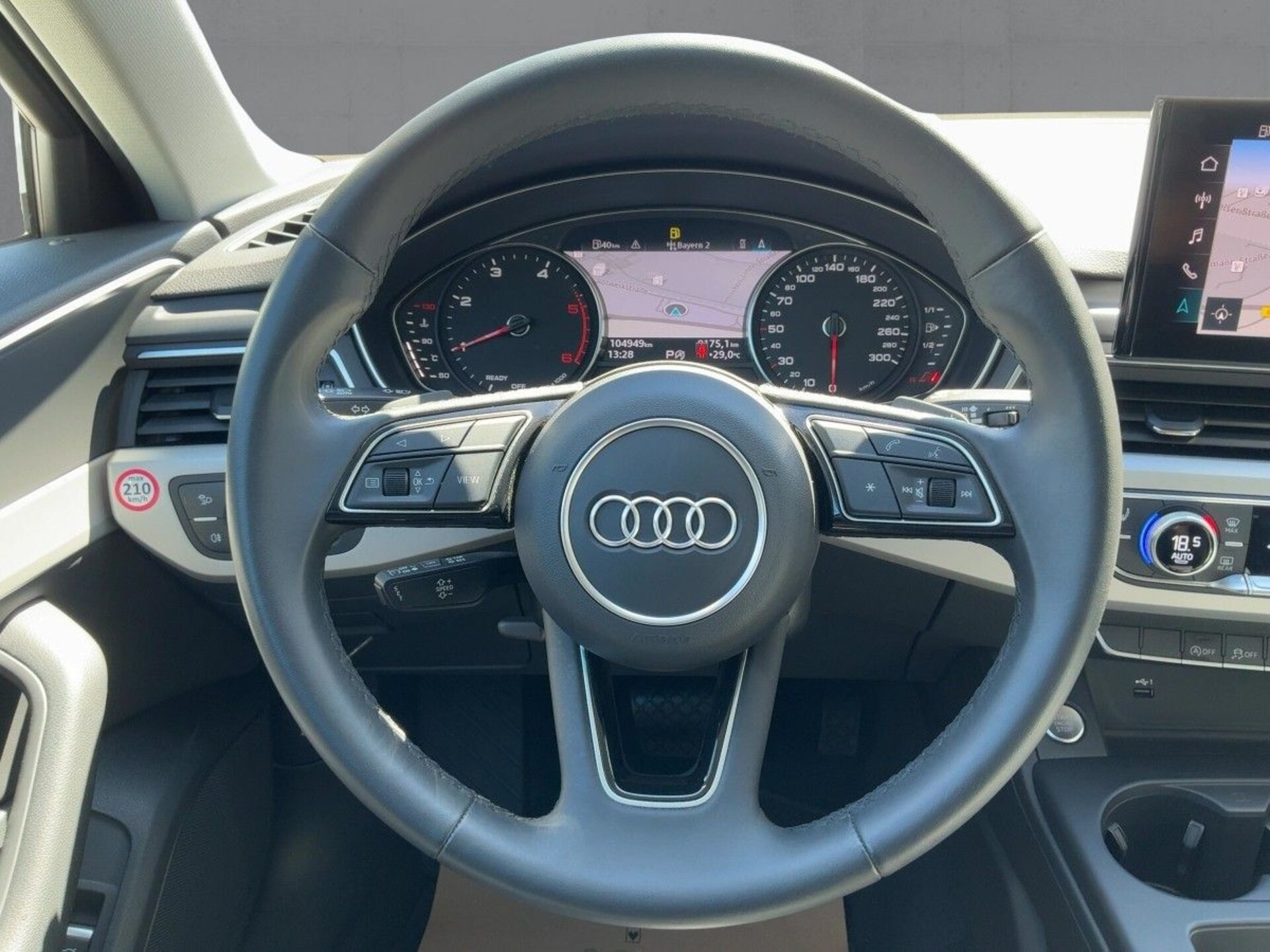 Audi A4 Avant Advanced