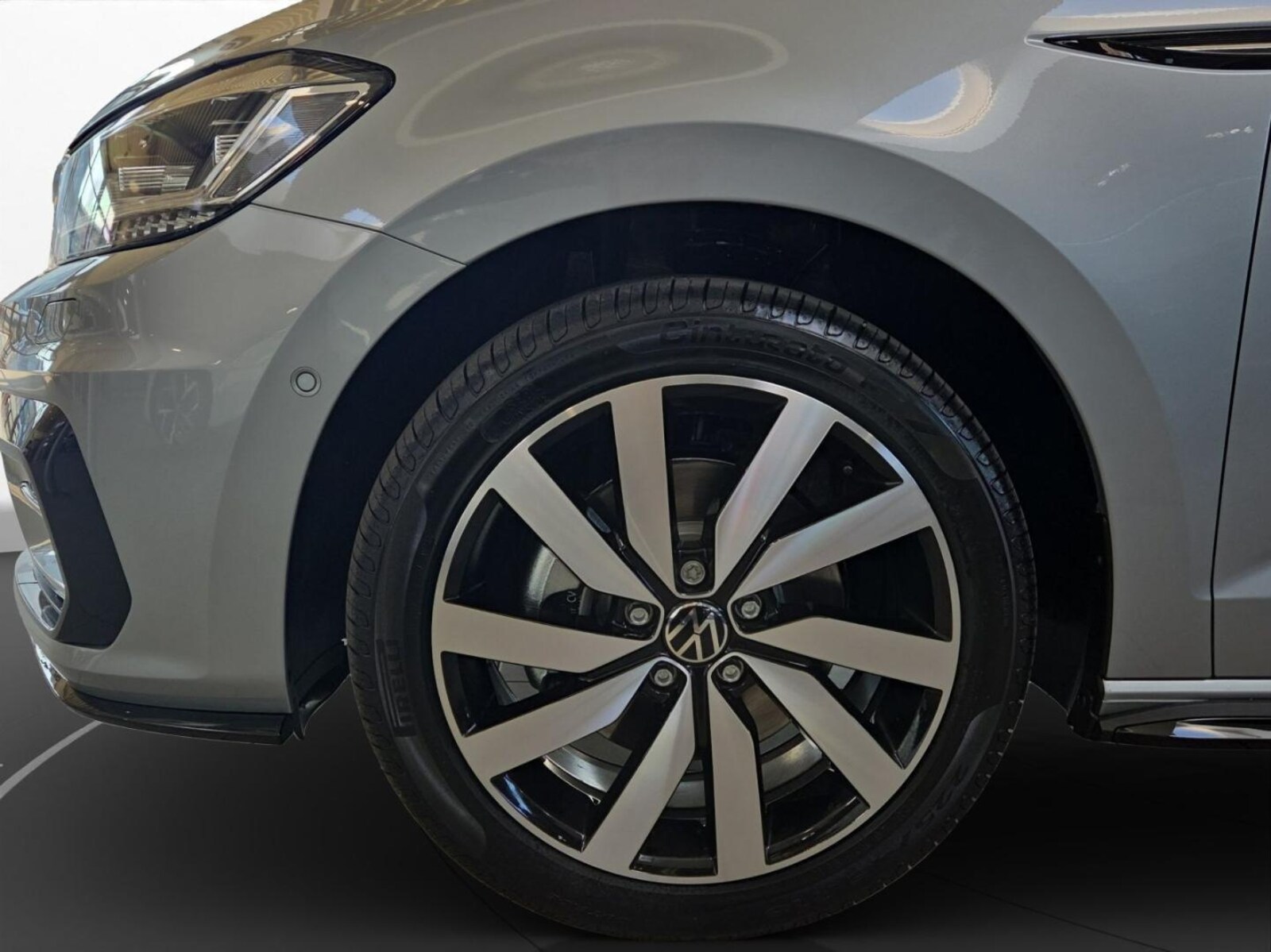 Volkswagen Touran – Bild 3
