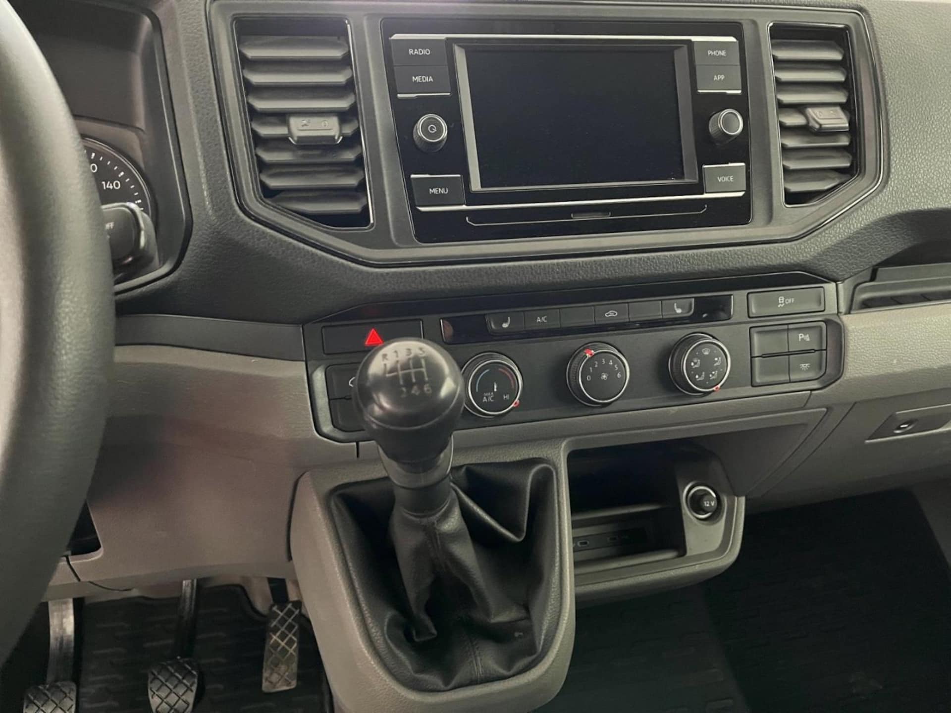 Volkswagen Crafter Kasten mittlerer Radstand