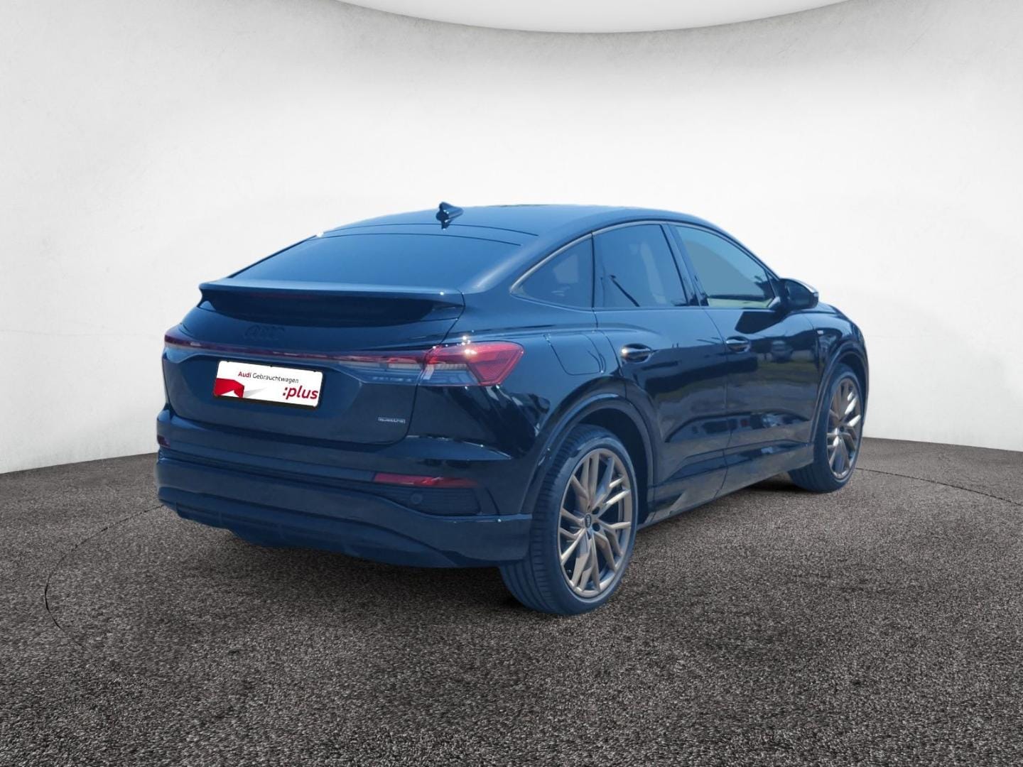 Bild über Audi Q4 Sportback e-tron 55 e-tron quattro - für weitere Informationen kontaktieren Sie den Audi Partner