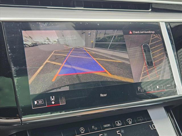 2025 Audi A8 Base - Photo 11