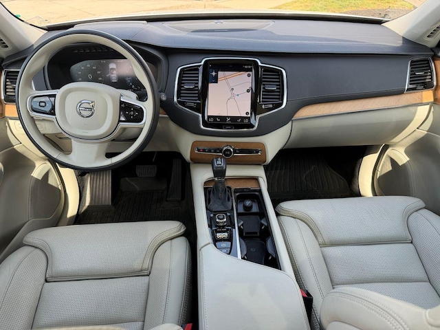 2020 Volvo XC90