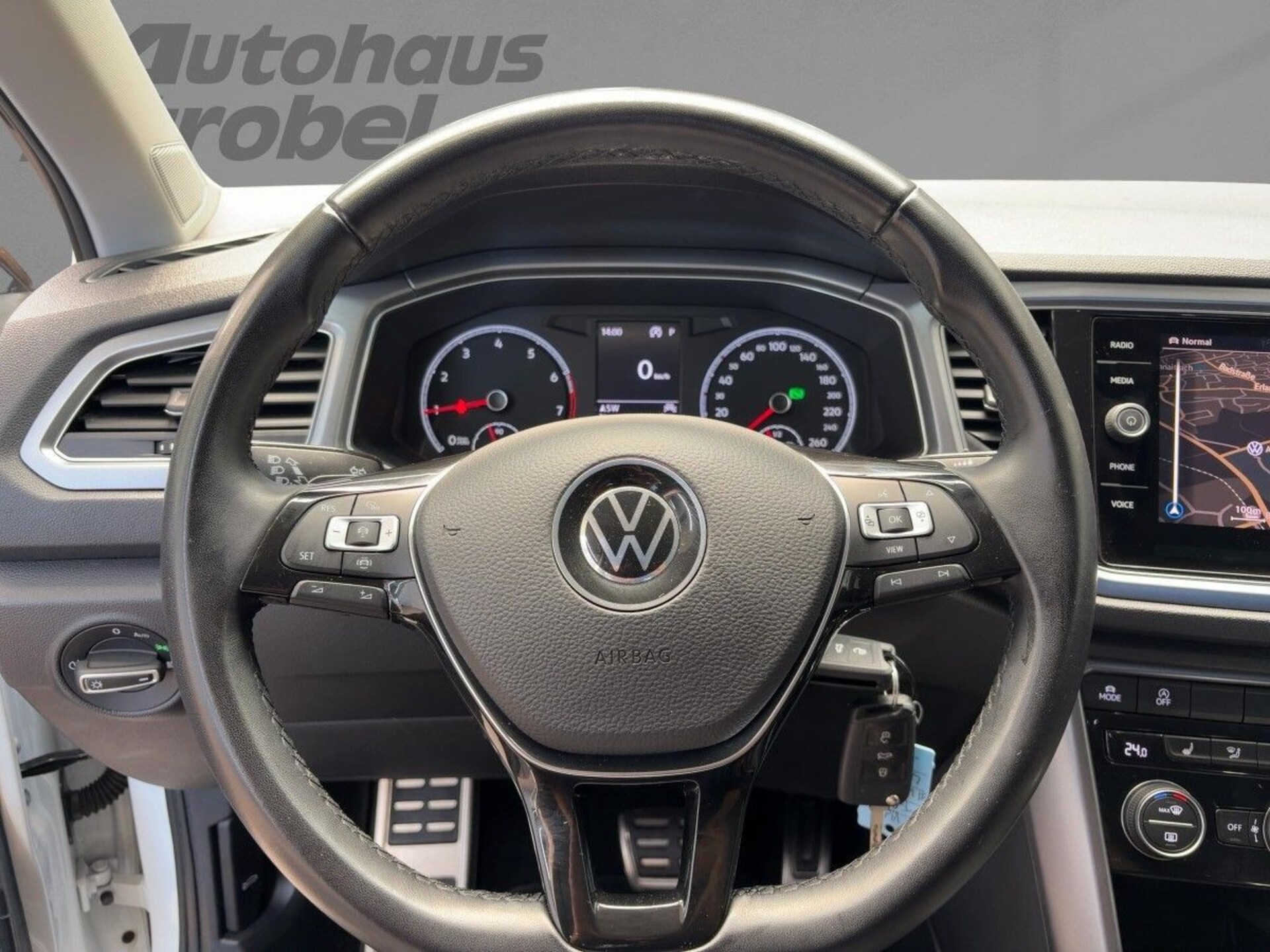 Volkswagen T-Roc Active