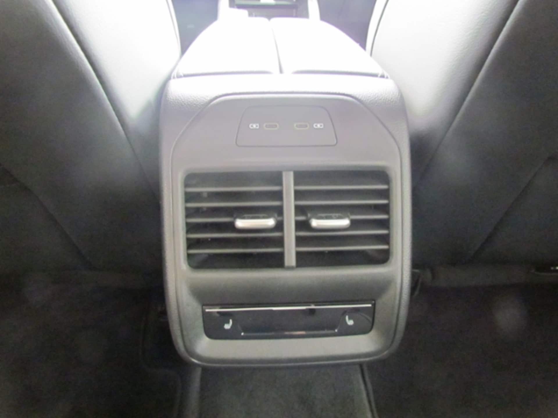 Volkswagen Passat Elegance