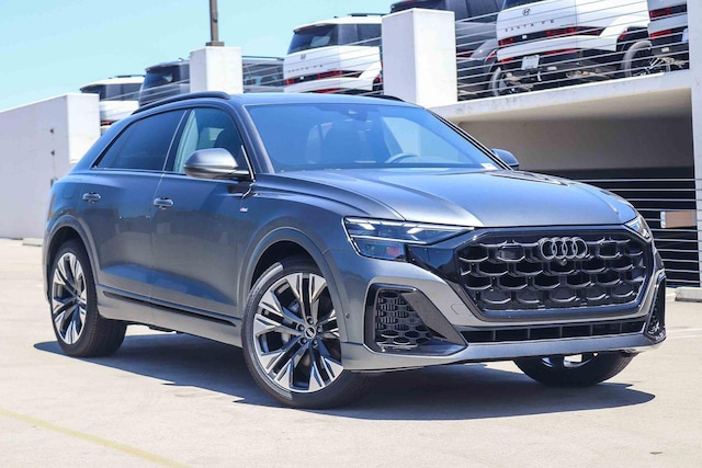 Photo of 2026 Audi Q8 