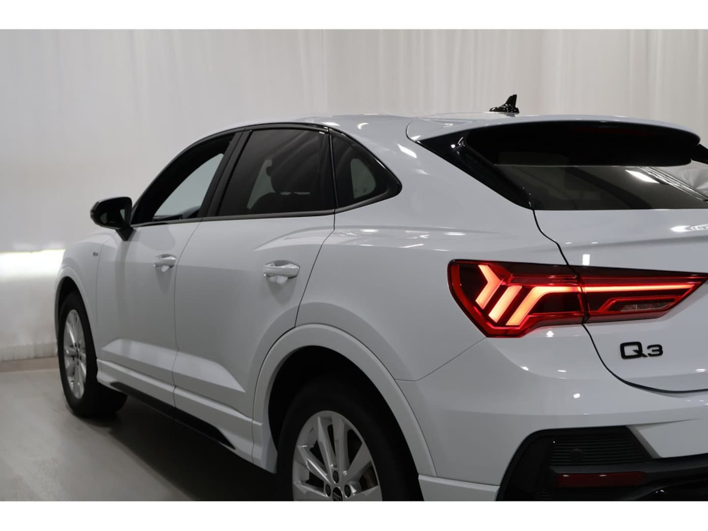 Bild über Audi Q3 Sportback S line 35 TDI S tronic - für weitere Informationen kontaktieren Sie den Audi Partner