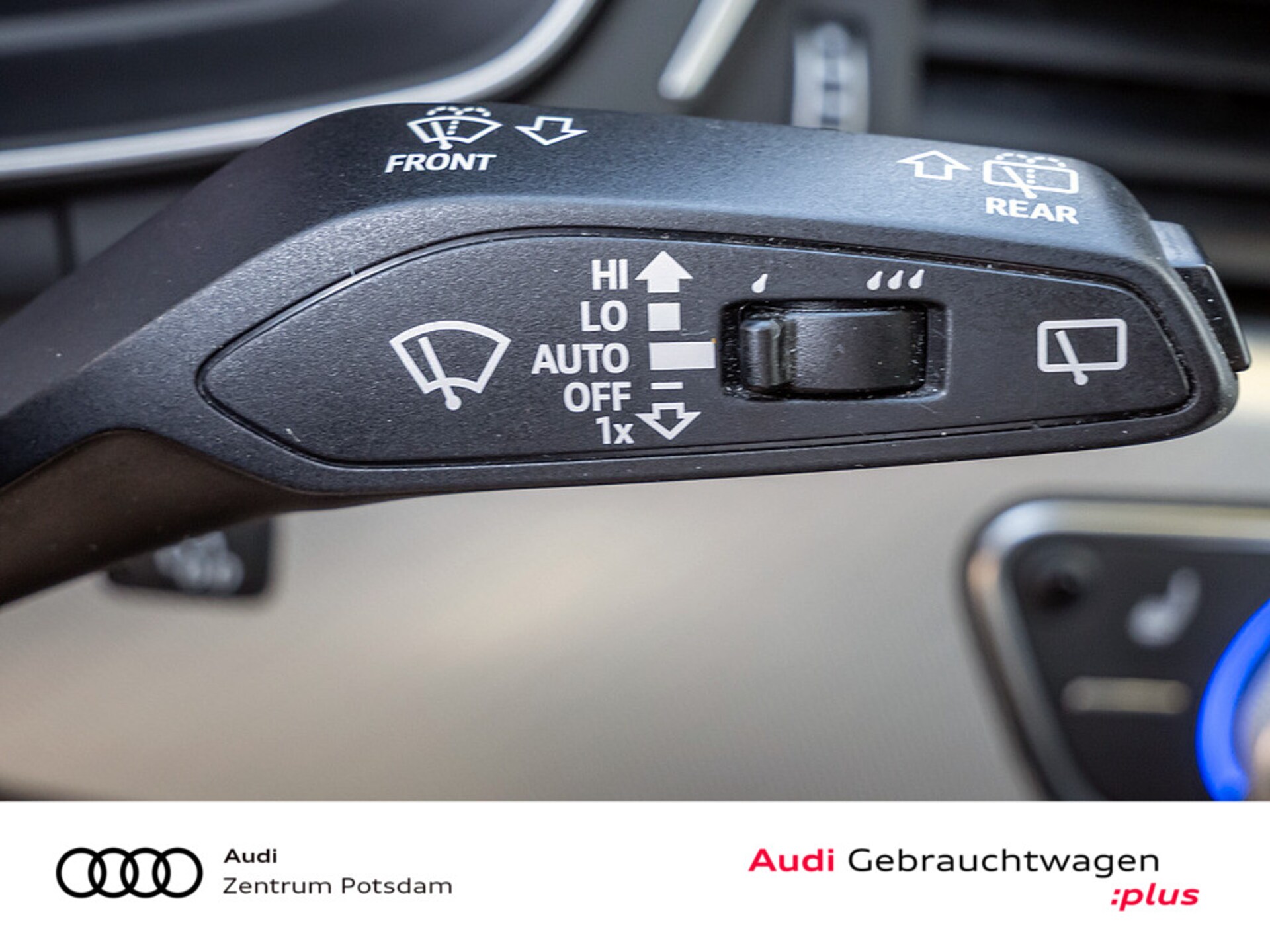 Audi A4 Avant S line