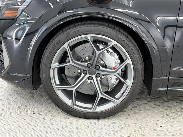 2026 Audi RS Q8 Base - Photo 13