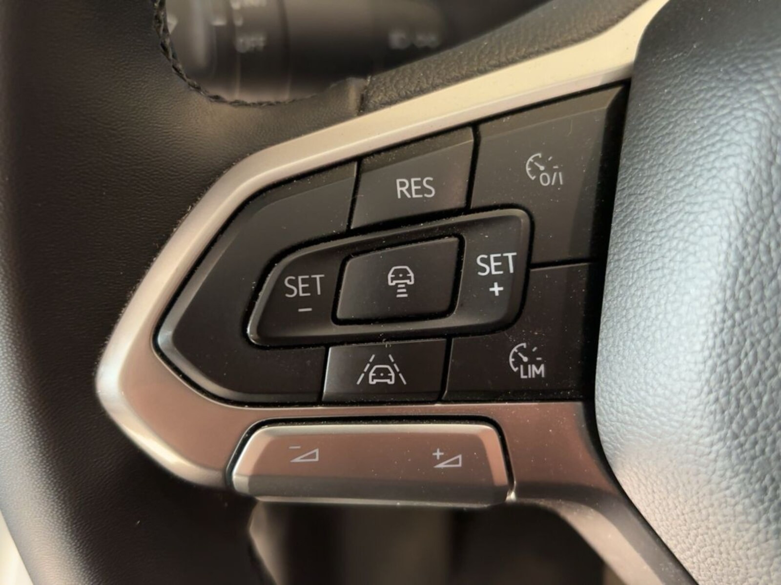 Volkswagen Transporter Kasten kurzer Radstand – Bild 15