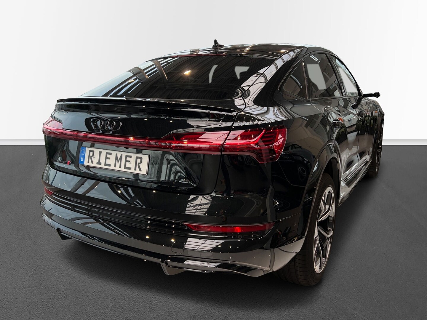 Image about Audi e-tron S Sportback S e-tron quattro