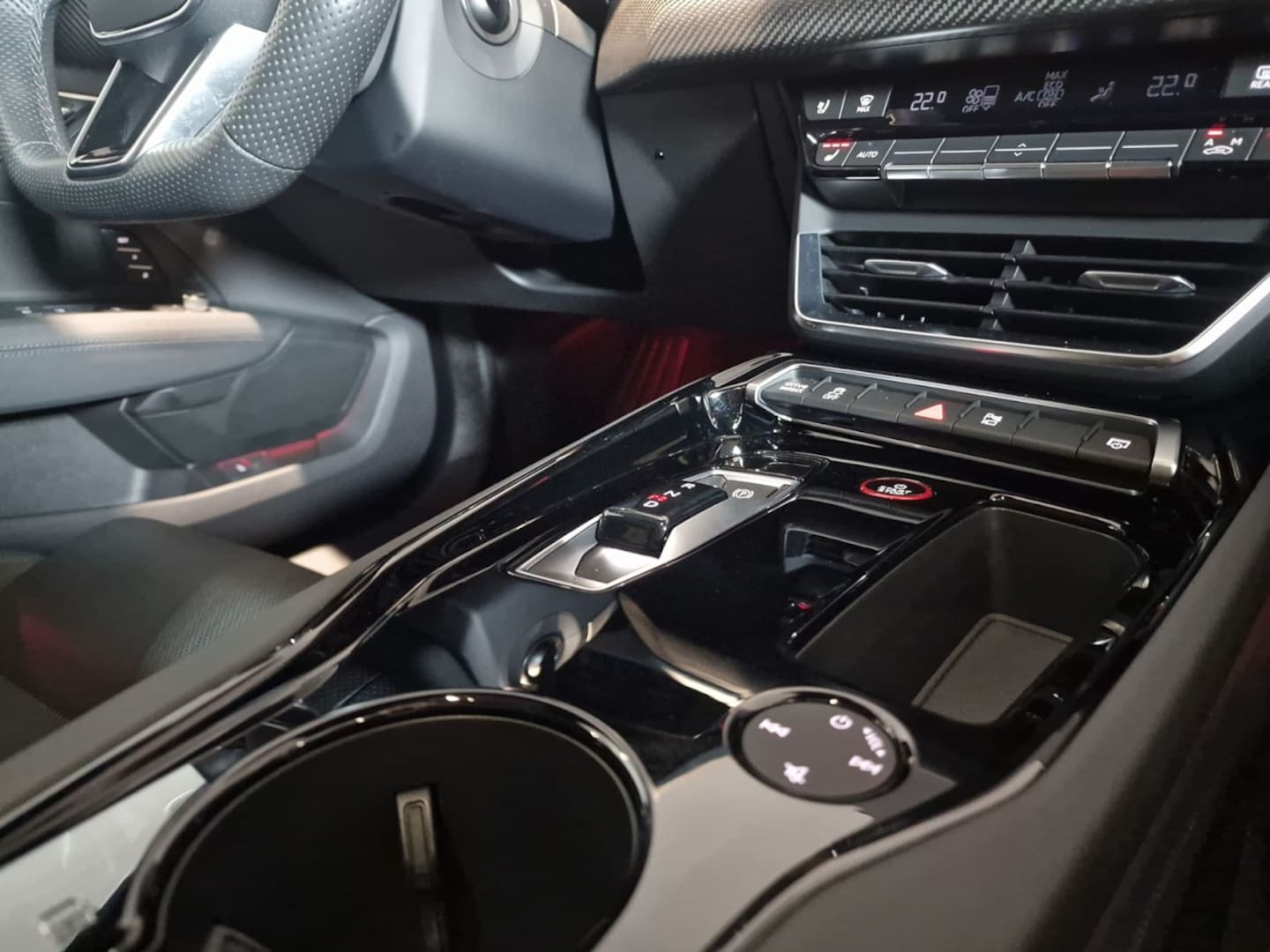 Bild über Audi e-tron GT e-tron quattro - für weitere Informationen kontaktieren Sie den Audi Partner
