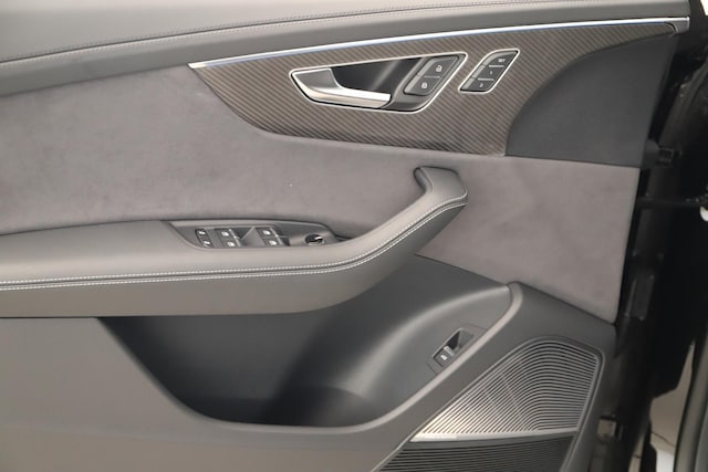 2026 Audi RS Q8 Base - Photo 23