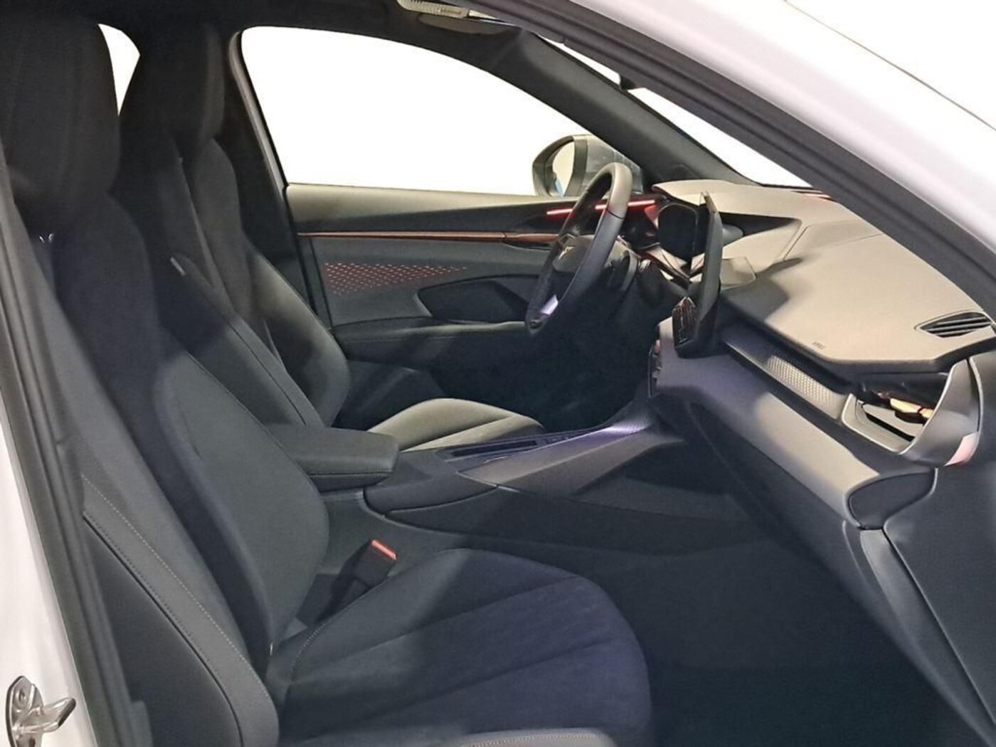 CUPRA Terramar 1.5 TSI e-Hybrid DSG 150 kW (204 CV) — photo 5