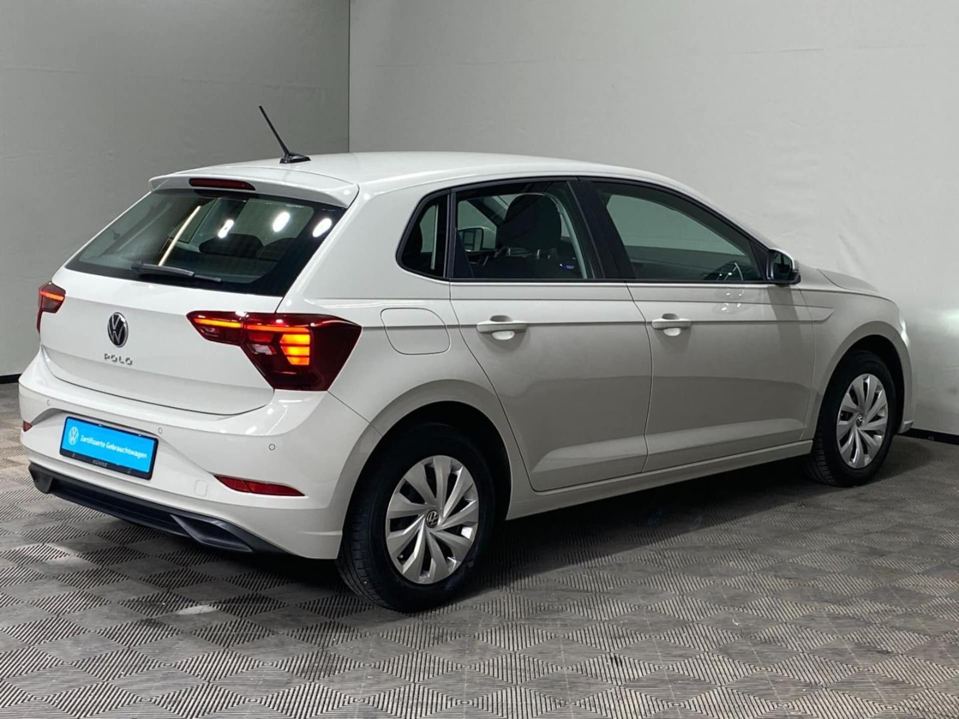 Volkswagen Polo Basis-Modell