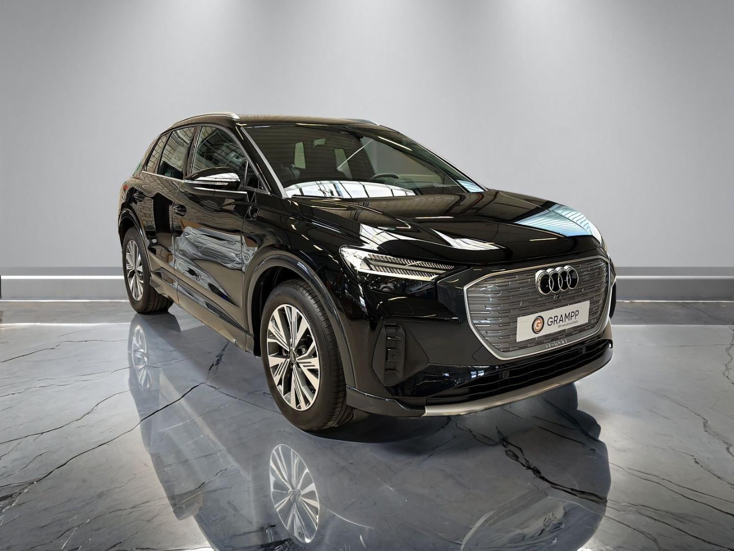 Bild über Audi Q4 e-tron 40 e-tron - für weitere Informationen kontaktieren Sie den Audi Partner