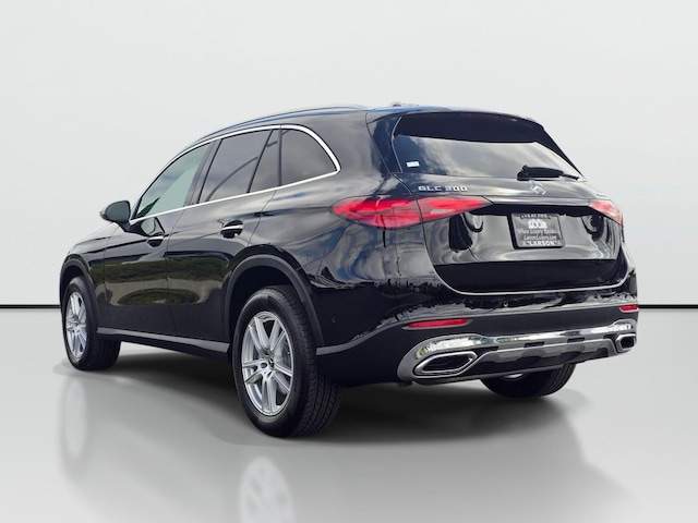 2025 Mercedes-Benz GLC 300