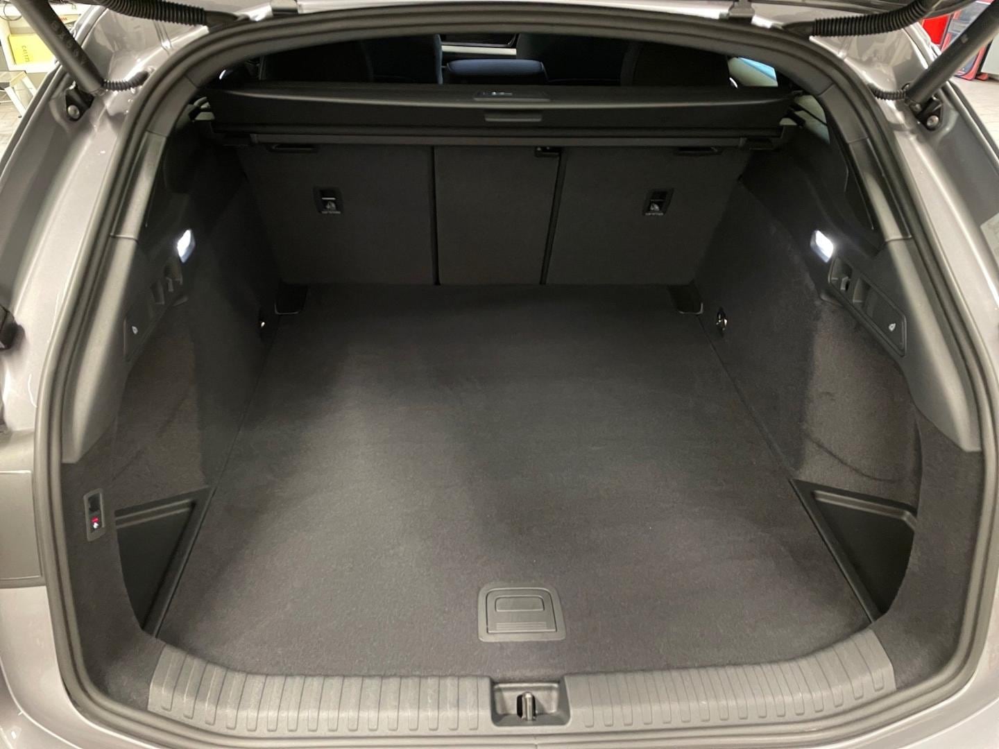 Bild über Audi A6 Avant e-tron e-tron - für weitere Informationen kontaktieren Sie den Audi Partner